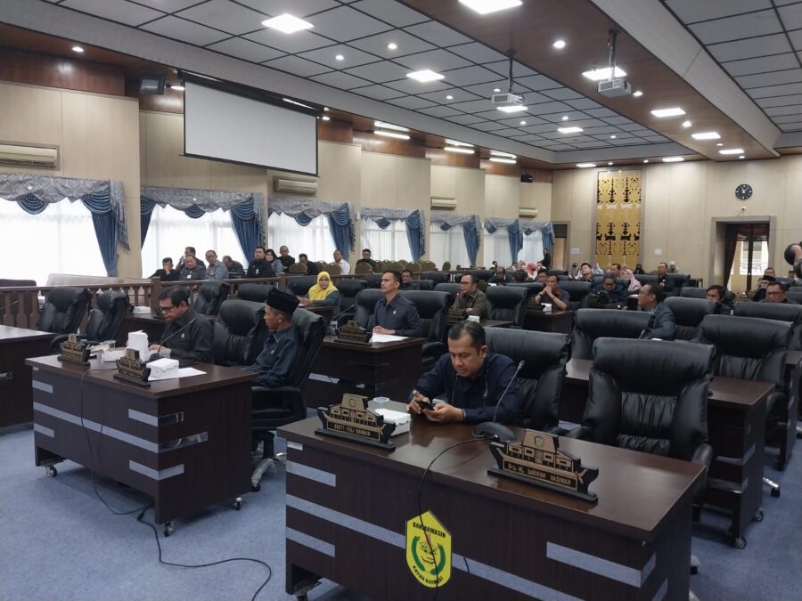 Suasana rapat paripurna DPRD Kota Banjarmasin. (ist)